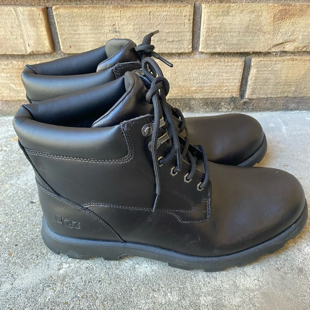 UGG Hannen Waterproof Leather Boots Wool Interior Black Men’s 9 Lug Sole NWOT